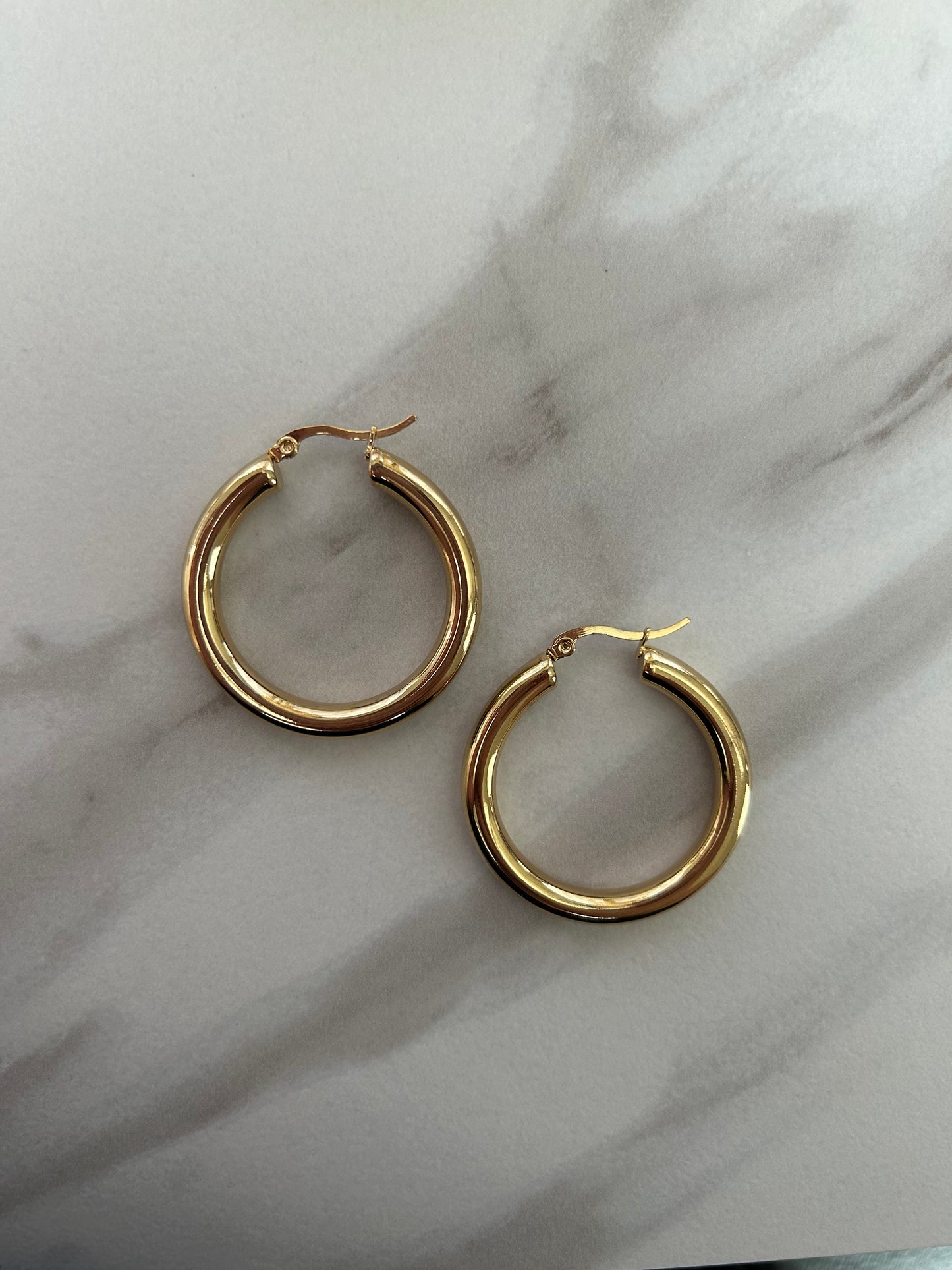 Classic Gold Hoop